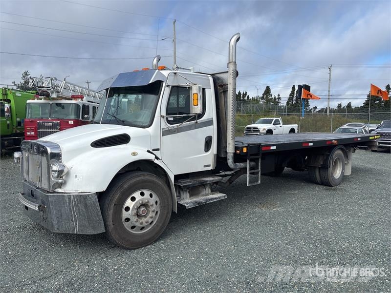 Freightliner M2 106 4x2 Rollback Truck Hinausautot