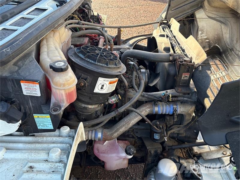 Freightliner M2 106 6x4 Van Truck Box trucks
