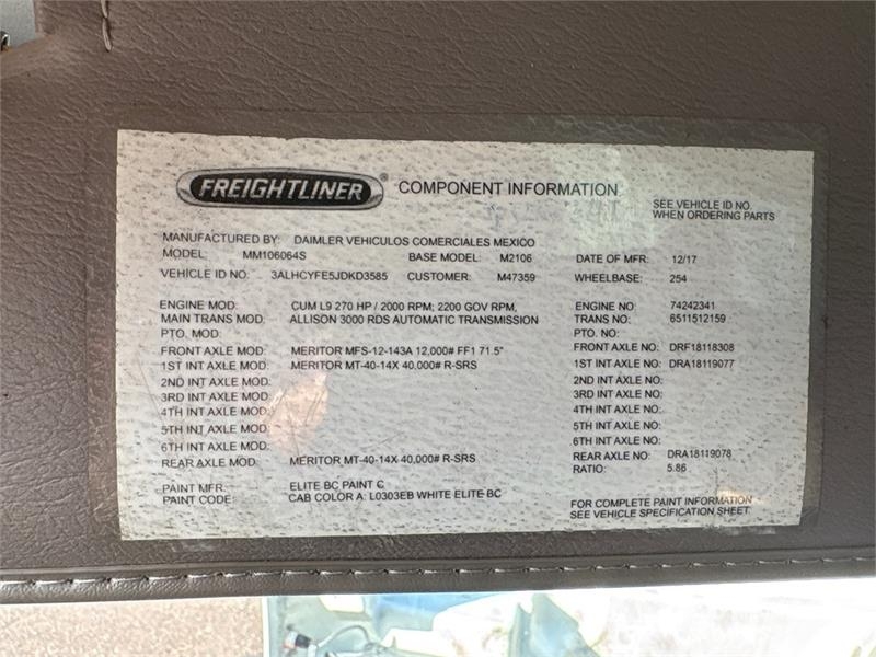 Freightliner M2 106 6x4 Van Truck Box trucks