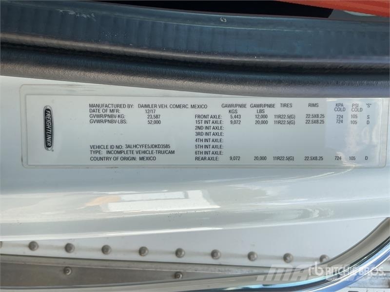 Freightliner M2 106 6x4 Van Truck Box trucks