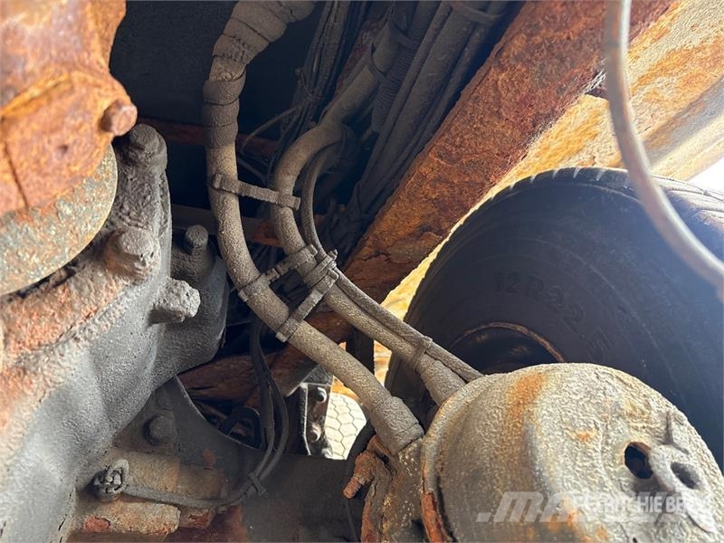 Freightliner M2 112 Komunalna vozila za opštu namenu