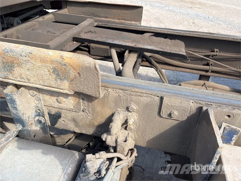 Freightliner M2106 4x2 Rollback Truck Hinausautot