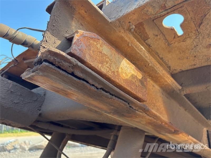 Freightliner M2106 4x2 Rollback Truck Hinausautot