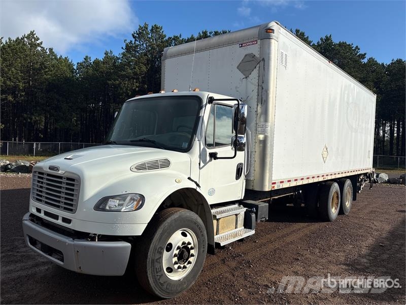 Freightliner M2106 6x4 Van Truck Bakwagens met gesloten opbouw