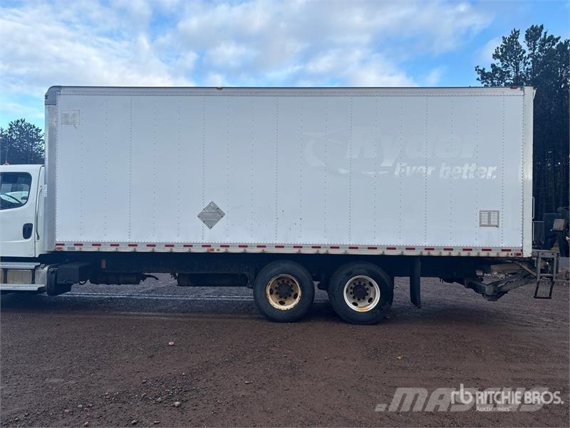 Freightliner M2106 6x4 Van Truck Bakwagens met gesloten opbouw