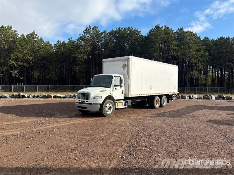 Freightliner M2106 6x4 Van Truck Bakwagens met gesloten opbouw