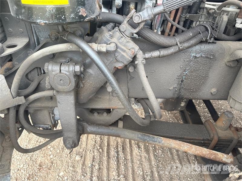 Freightliner M2112 Автокрани
