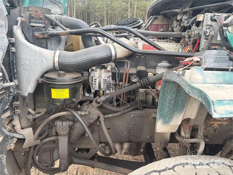 Freightliner M2112 Автокрани