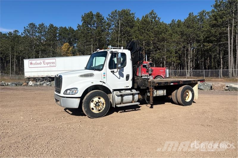 Freightliner M2112 Автомобильные краны