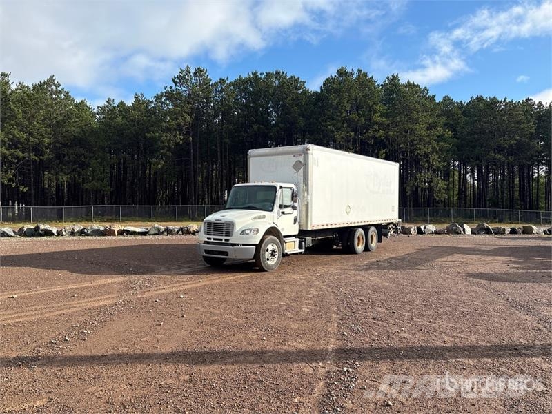 Freightliner MM106 6x4 Van Truck Skříňová nástavba