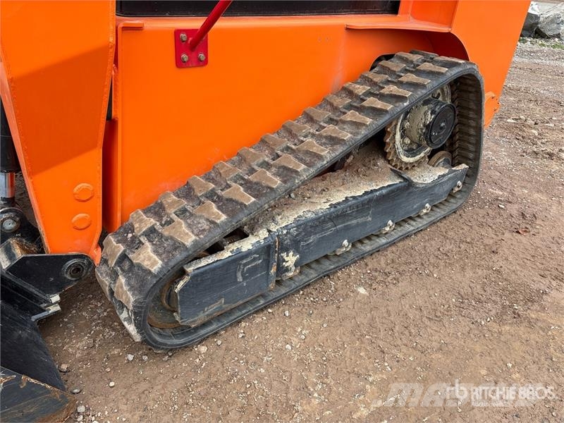 Fullwinn Compact Track Loader لوادر انزلاقية التوجيه