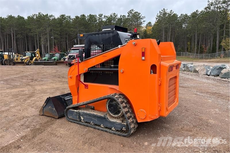 Fullwinn Compact Track Loader لوادر انزلاقية التوجيه