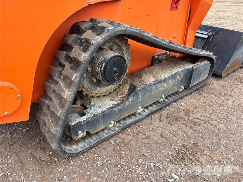 Fullwinn Compact Track Loader لوادر انزلاقية التوجيه