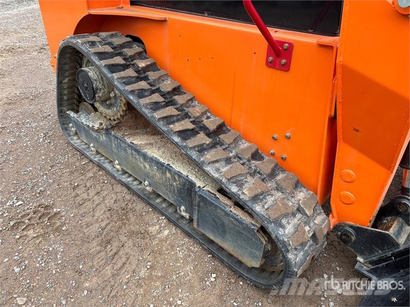 Fullwinn Compact Track Loader لوادر انزلاقية التوجيه