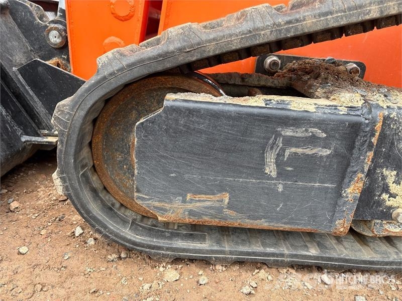 Fullwinn Compact Track Loader لوادر انزلاقية التوجيه