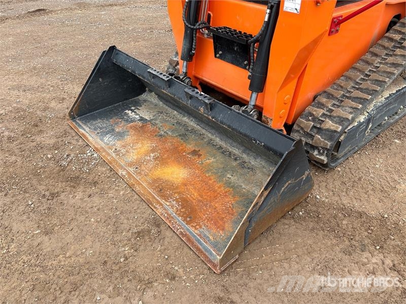 Fullwinn Compact Track Loader لوادر انزلاقية التوجيه