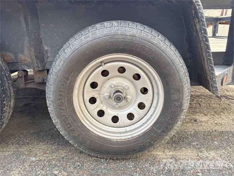  Gatormade 12 ft T/A Utility Trailer مقطورات أخرى