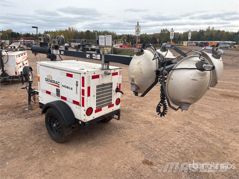 Generac MLT3060M-STD 6 kW Light Tower (Inoperable) Torri faro