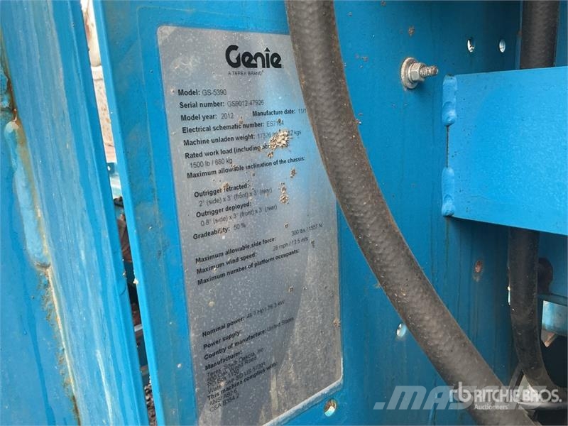 Genie GS-5390RT 4x4 Diesel Scissor Lift Scissor lifts