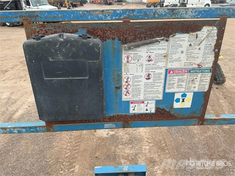 Genie GS-5390RT 4x4 Dual Fuel Scissor Lift Piattaforme a pantografo