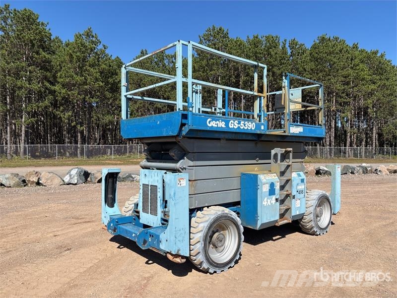 Genie GS-5390RT 4x4 Dual Fuel Scissor Lift 剪式升降機