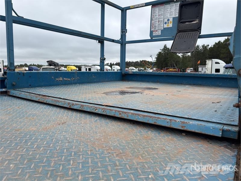 Genie GS-5390RT 4x4 LPG Scissor Lift رافعات مقصية الشكل