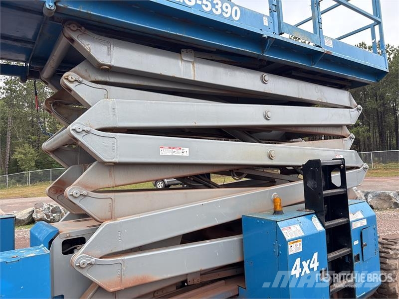 Genie GS-5390RT 4x4 LPG Scissor Lift رافعات مقصية الشكل
