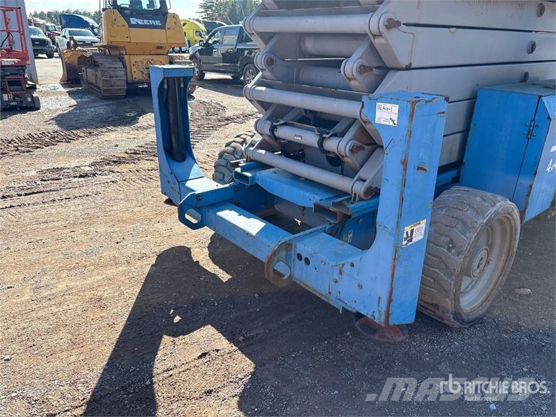 Genie GS-5390RT Diesel Scissor Lift رافعات مقصية الشكل