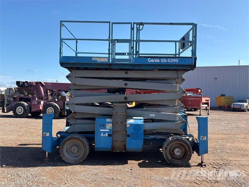 Genie GS-5390RT Diesel Scissor Lift رافعات مقصية الشكل