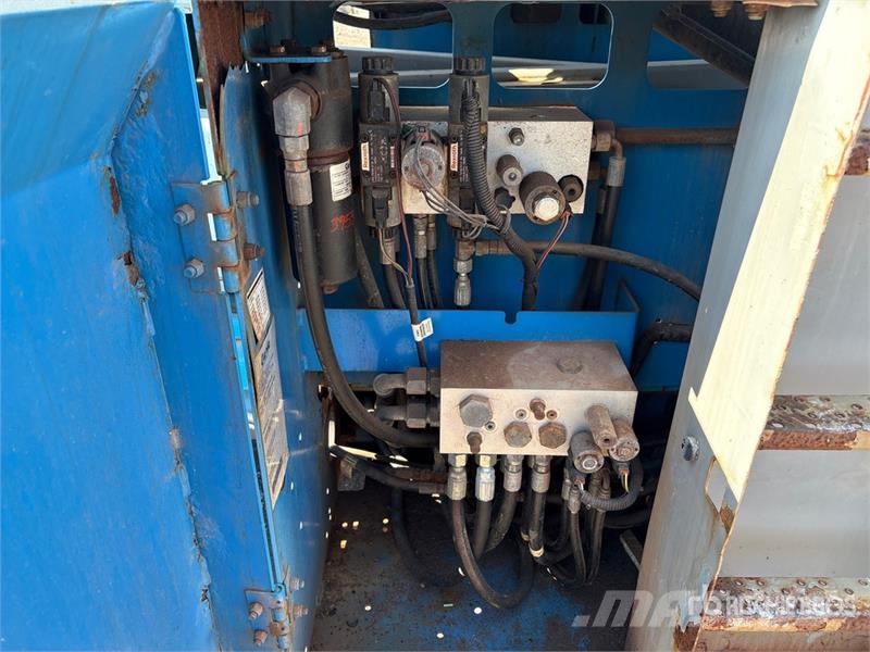Genie GS-5390RT Diesel Scissor Lift رافعات مقصية الشكل