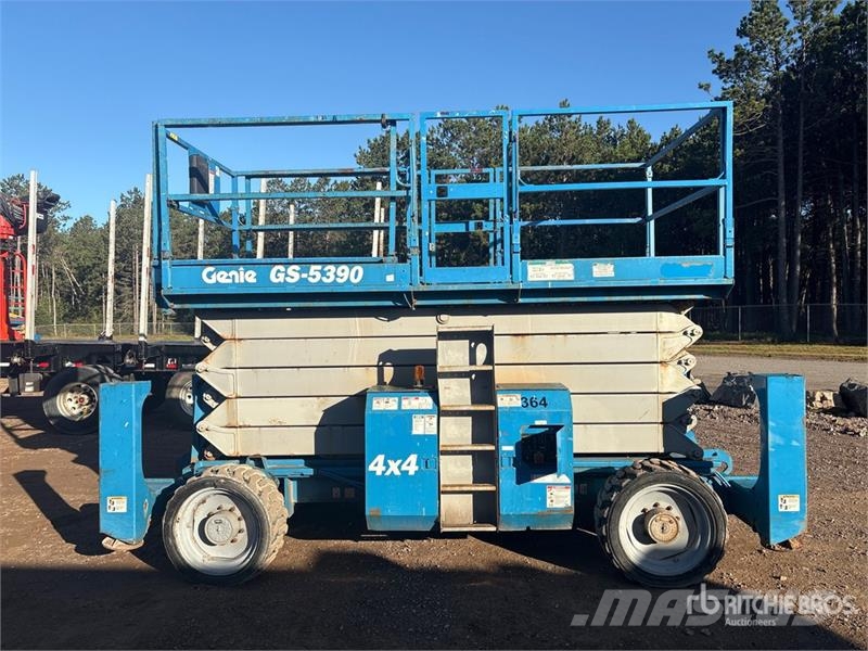 Genie GS-5390RT Dual Fuel Scissor Lift Scheren-Arbeitsbühnen