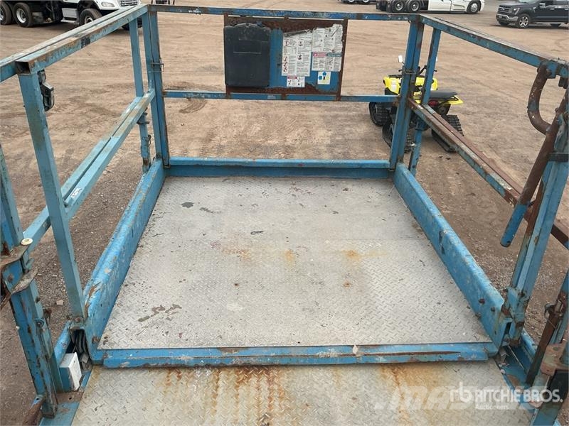 Genie GS-5390RT Gasoline Scissor Lift Ανυψωτήρες ψαλιδωτής άρθρωσης