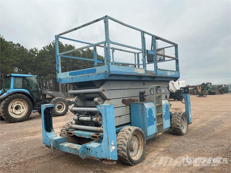 Genie GS-5390RT Gasoline Scissor Lift Ανυψωτήρες ψαλιδωτής άρθρωσης