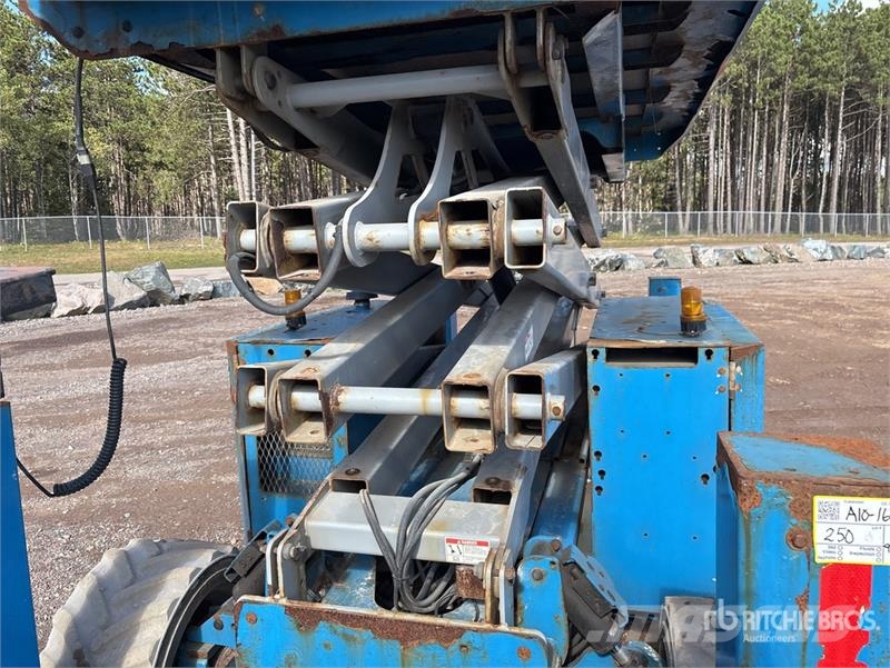 Genie GS2669RT 4x4 Diesel Scissor Lift Scheren-Arbeitsbühnen