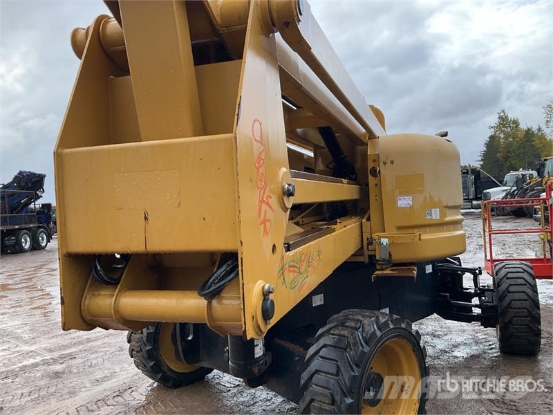 Genie Z-60/34 4WD Dual Fuel Articulating Boom Lift Zglobne podizne platforme