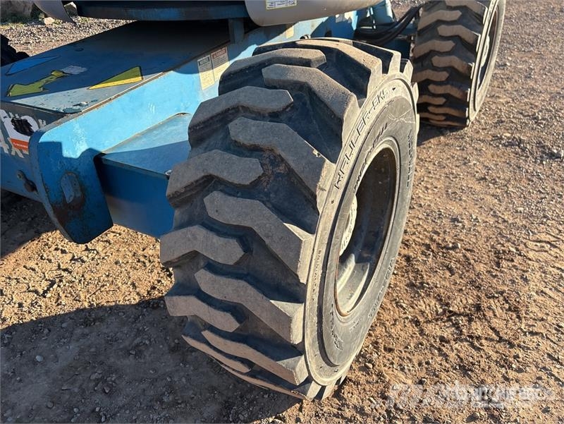 Genie Z45/25 4WD Dual Fuel Articulating Boom Lift رافعات سلة مفصلية