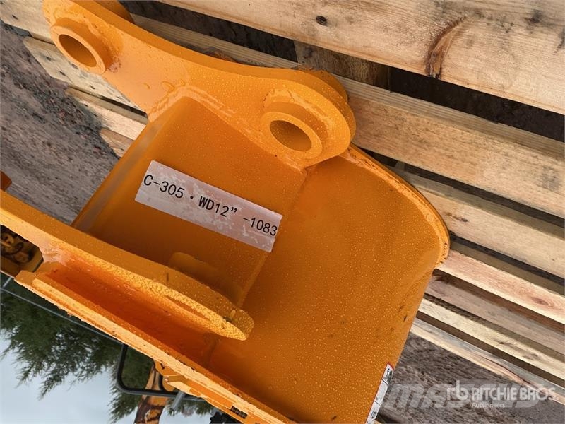  GIYI 12 in Digging Excavator Bucket - Fits Cat 305 Kanalak