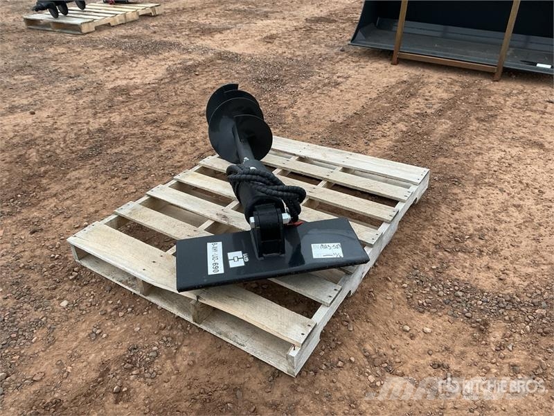  GIYI 12 in Mini Skid Steer Auger (Unused) مثاقيب