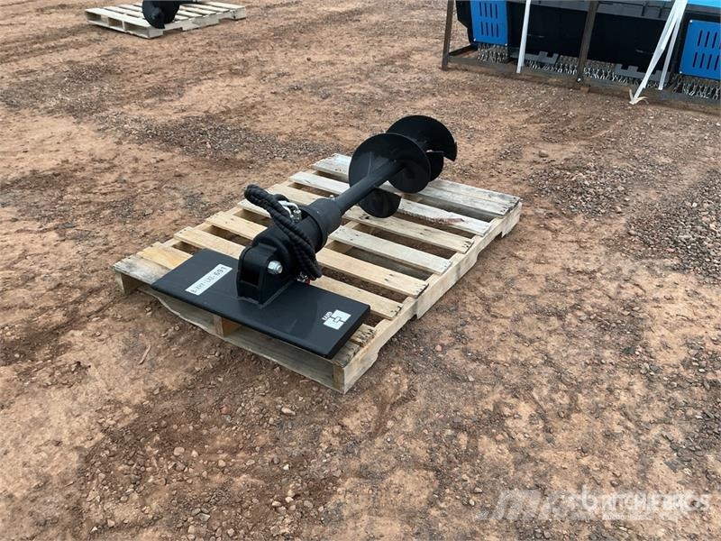  GIYI 12 in Mini Skid Steer Auger (Unused) مثاقيب