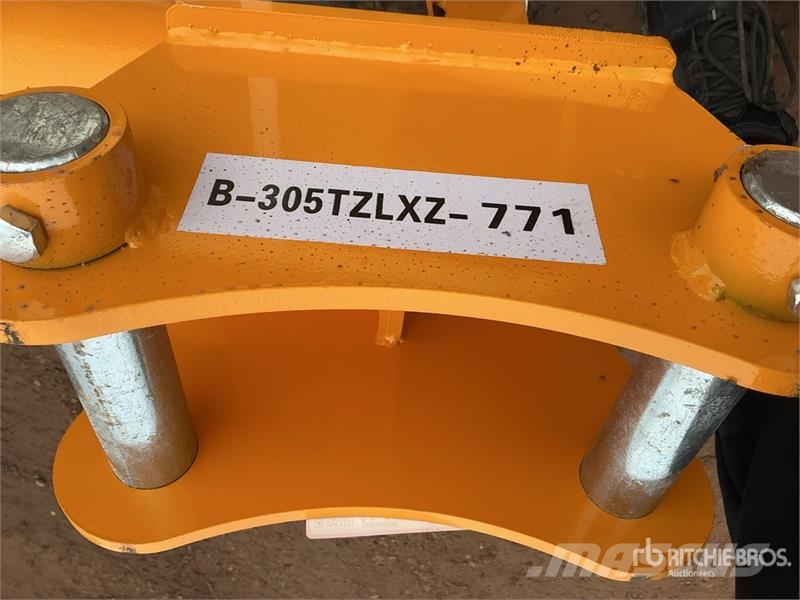 GIYI 34 in Excavator Auger - Fits Cat 305 (Unused) Навесные гидробуры