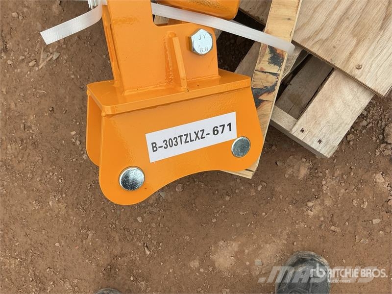 GIYI 36 in Excavator Auger - Fits Cat 303 (Unused) مثاقيب