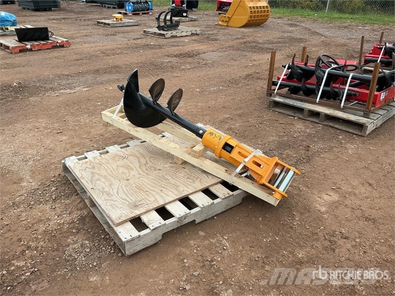 GIYI 36 in Excavator Auger - Fits Cat 303 (Unused) مثاقيب