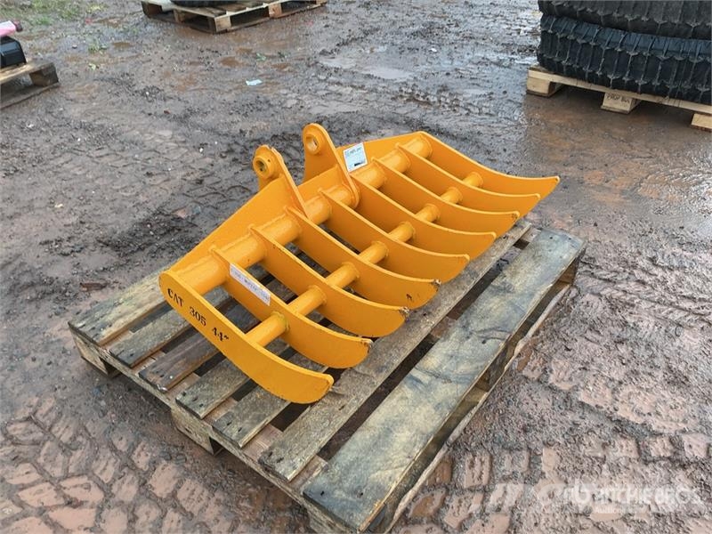GIYI 44 in Excavator Rake - Fits Cat 305 (Unused) Ranghinatori