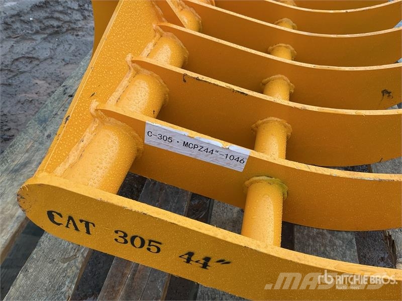 GIYI 44 in Excavator Rake - Fits Cat 305 (Unused) Ranghinatori
