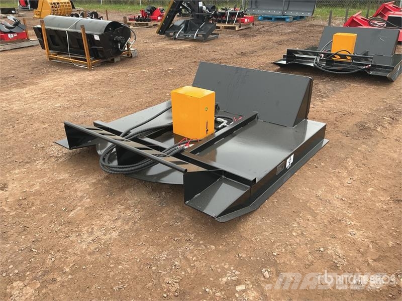  GIYI GY-BC63 60 in Skid Steer Brush Cutter (Unused Cortadores de relva montados e rebocados