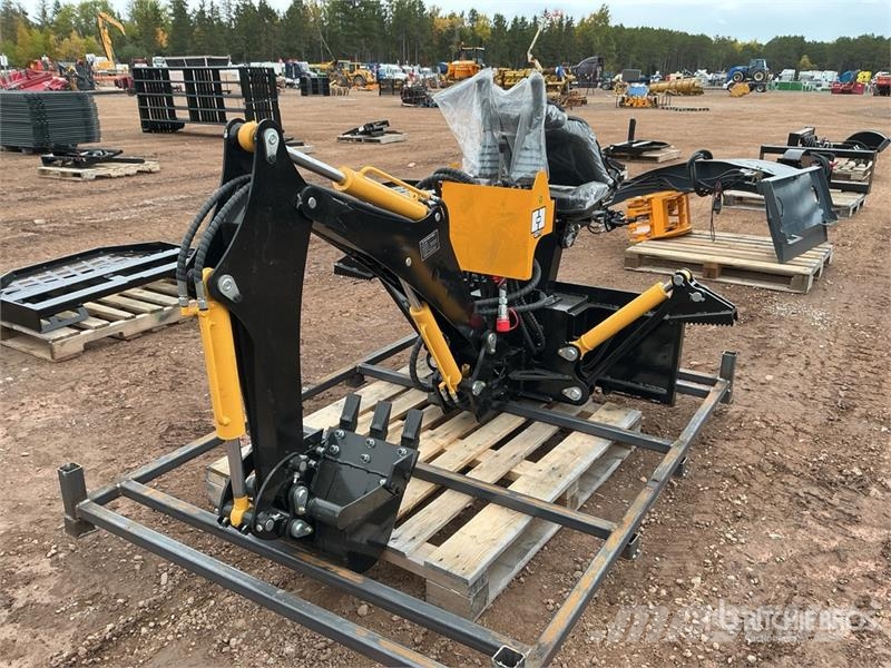 GIYI GY-BD98 47 in Skid Steer Backhoe (Unused) Traktorgravere
