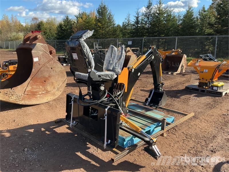 GIYI GY-BD98 47 in Skid Steer Backhoe (Unused) Beko kepçeleri