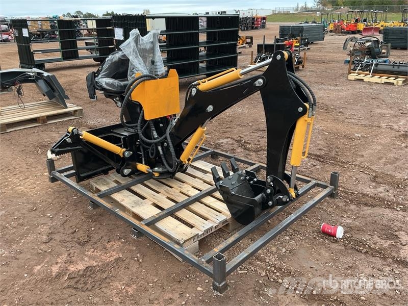 GIYI GY-BD98 47 in Skid Steer Backhoe (Unused) Traktorgravere