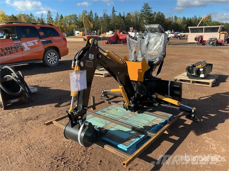 GIYI GY-BD98 47 in Skid Steer Backhoe (Unused) Beko kepçeleri