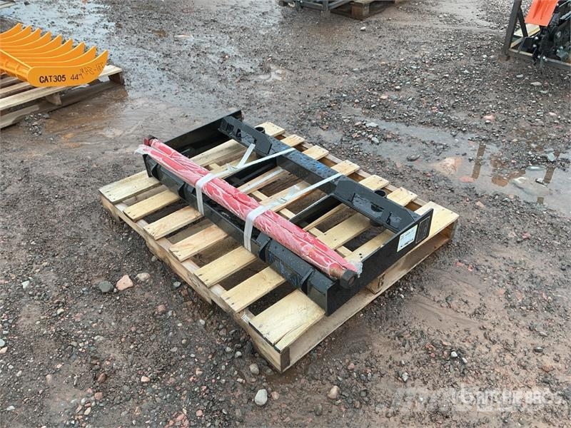 GIYI GY-BF47 47 in Skid Steer Bale Spear (Unused) Drugi deli
